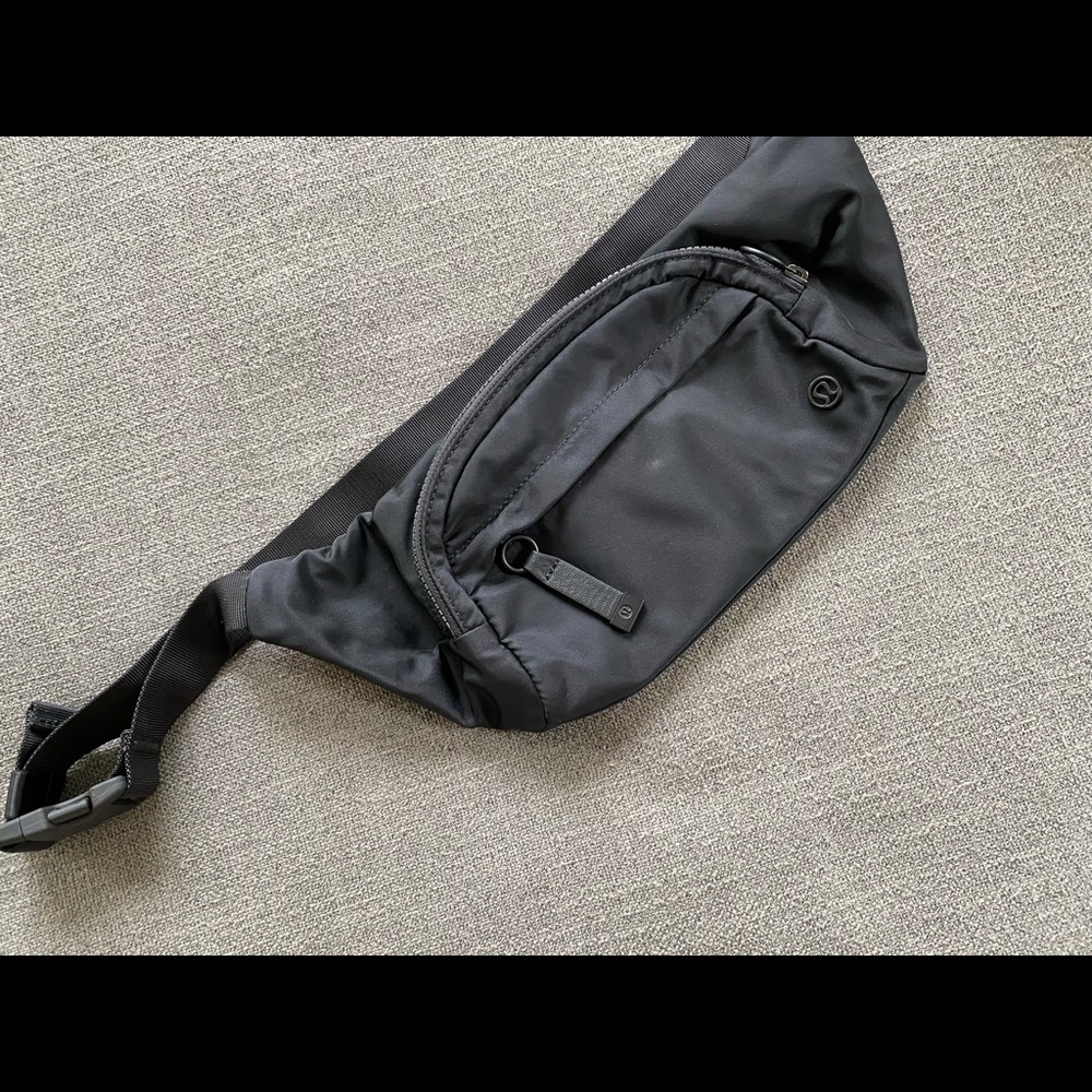 lululemon On the Beat Belt Bag